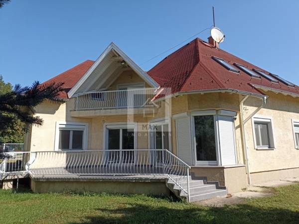 Albérlet, kiadó családi ház, Budaörs