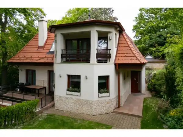 Albérlet, kiadó családi ház, Budapest, II. kerület 7 szoba 300 m² 1.37 M Ft/hó