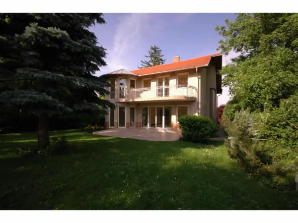 Albérlet, kiadó családi ház, Budapest, II. kerület 5 szoba 322 m² 1.29 M Ft/hó