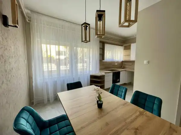 Albérlet, kiadó családi ház, Budapest, XI. kerület 5 szoba 150 m² 820 E Ft/hó