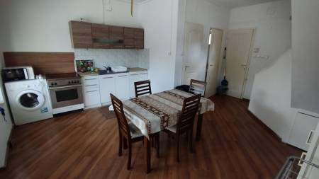 Albérlet, kiadó családi ház, Göd