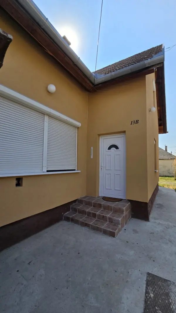 Albérlet, kiadó családi ház, Mohács 5 szoba 131 m² 350 E Ft/hó + Áfa