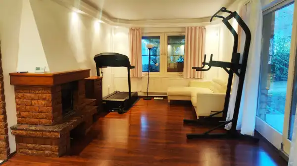 Albérlet, kiadó családi ház, Nagykovácsi 5 szoba 200 m² 584 E Ft/hó