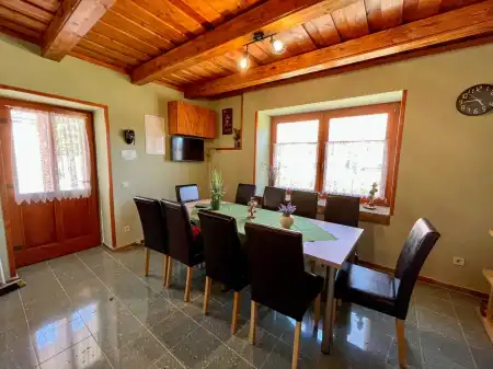 Albérlet, kiadó családi ház, Németkér 4 szoba 140 m² 1.3 M Ft/hó + Áfa