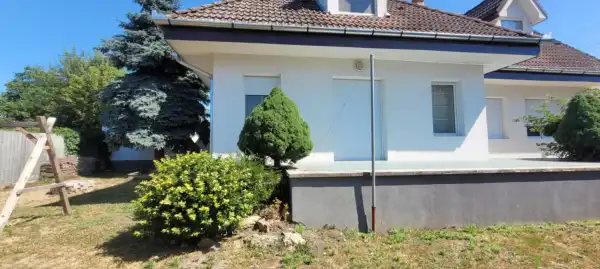 Albérlet, kiadó családi ház, Nyíregyháza 4 szoba 120 m² 250 E Ft/hó