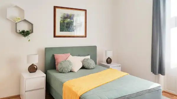 Albérlet, kiadó családi ház, Paks 2+1 szoba 100 m² 400 E Ft/hó