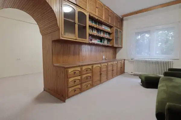 Albérlet, kiadó családi ház, Sándorfalva 4 szoba 100 m² 200 E Ft/hó