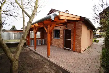 Albérlet, kiadó családi ház, Szigethalom 1 szoba 28 m² 170 E Ft/hó