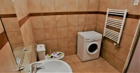 Albérlet, kiadó családi ház, Tata