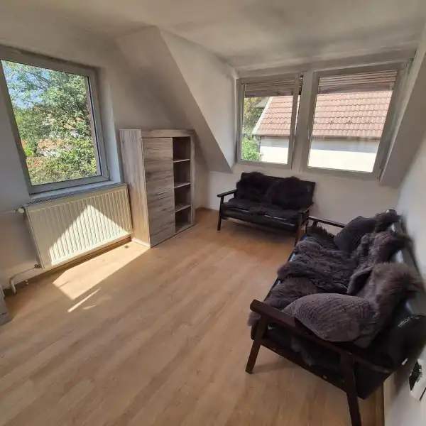 Albérlet, kiadó házrész, Budapest, XVI. kerület 3 szoba 75 m² 290 E Ft/hó