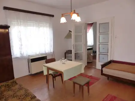 Albérlet, kiadó házrész, Dunaharaszti