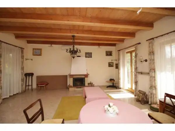 Albérlet, kiadó ikerház, Budapest, II. kerület 6 szoba 200 m² 600 E Ft/hó