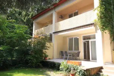 Albérlet, kiadó ikerház, Budapest, II. kerület