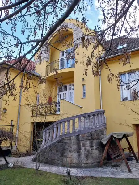 Albérlet, kiadó ikerház, Budapest, XII. kerület