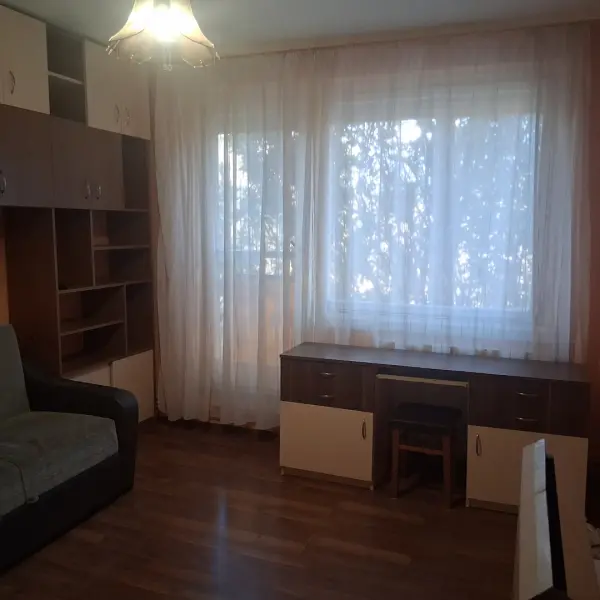 Albérlet, kiadó panellakás, Békéscsaba 2 szoba 49 m² 120 E Ft/hó