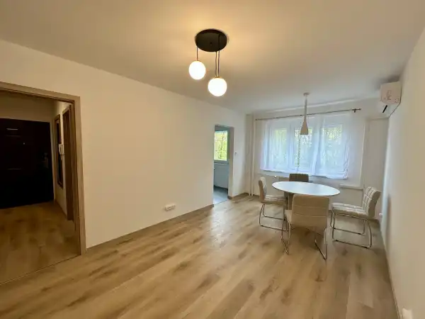 Albérlet, kiadó panellakás, Budapest, III. kerület 3 szoba 64 m² 300 E Ft/hó
