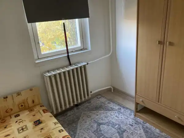 Albérlet, kiadó panellakás, Budapest, III. kerület 1+2 szoba 40 m² 160 E Ft/hó