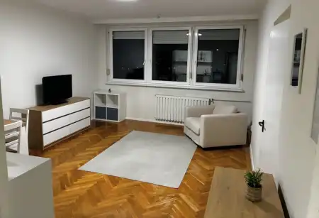 Albérlet, kiadó panellakás, Budapest, IV. kerület 1+2 szoba 55 m² 270 E Ft/hó