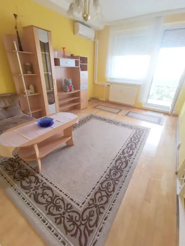 Albérlet, kiadó panellakás, Budapest, XI. kerület 3 szoba 56 m² 250 E Ft/hó