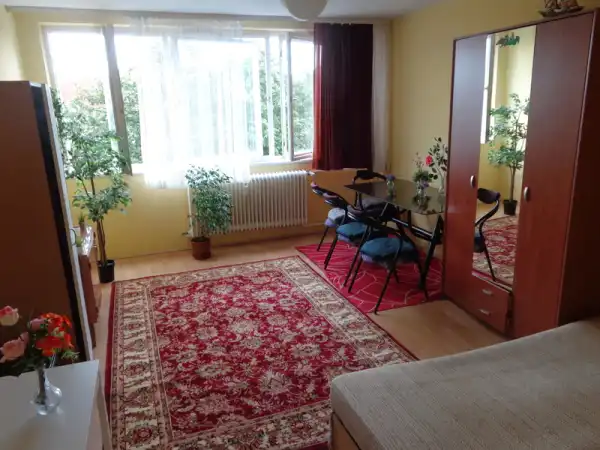 Albérlet, kiadó panellakás, Budapest, XIV. kerület 1 szoba 32 m² 150 E Ft/hó