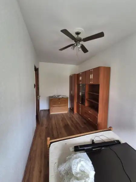 Albérlet, kiadó panellakás, Dunaújváros 1+1 szoba 46 m² 120 E Ft/hó
