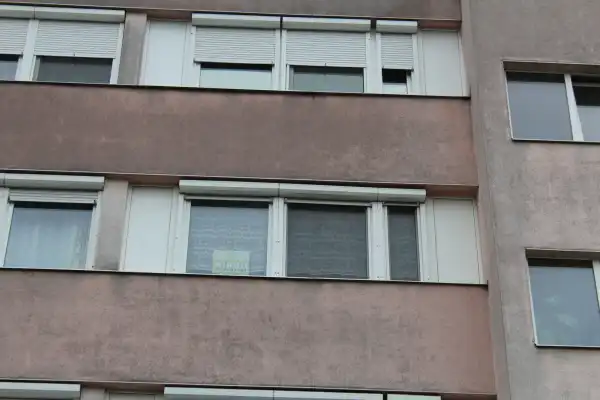 Albérlet, kiadó panellakás, Hajdúböszörmény 2 szoba 52 m² 130 E Ft/hó