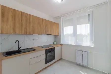 Albérlet, kiadó panellakás, Kiskunfélegyháza 2 szoba 50 m² 140 E Ft/hó