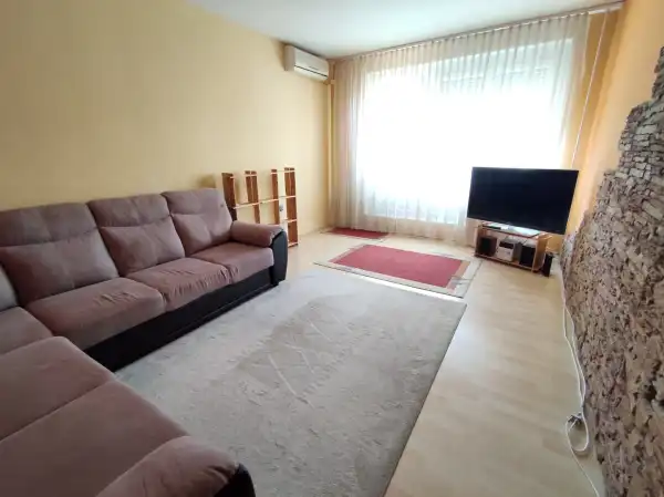 Albérlet, kiadó panellakás, Paks 2 szoba 48 m² 165 E Ft/hó