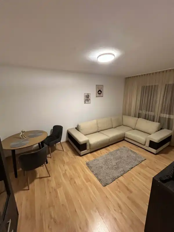 Albérlet, kiadó panellakás, Paks 2 szoba 49 m² 160 E Ft/hó