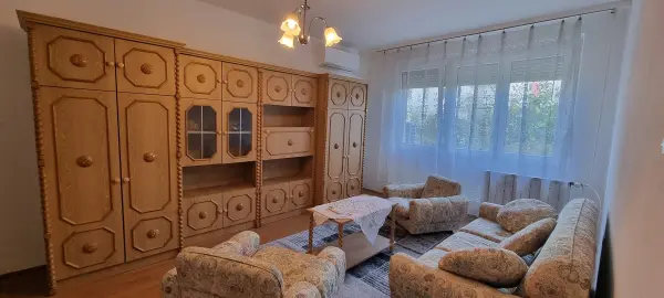 Albérlet, kiadó panellakás, Paks 2 szoba 52 m² 175 E Ft/hó