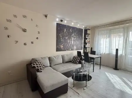 Albérlet, kiadó panellakás, Székesfehérvár