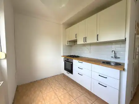 Albérlet, kiadó panellakás, Székesfehérvár