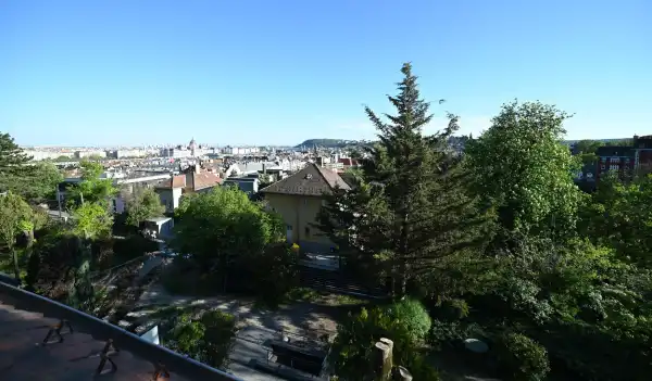 Albérlet, kiadó sorház, Budapest, II. kerület 4 szoba 117 m² 619 E Ft/hó