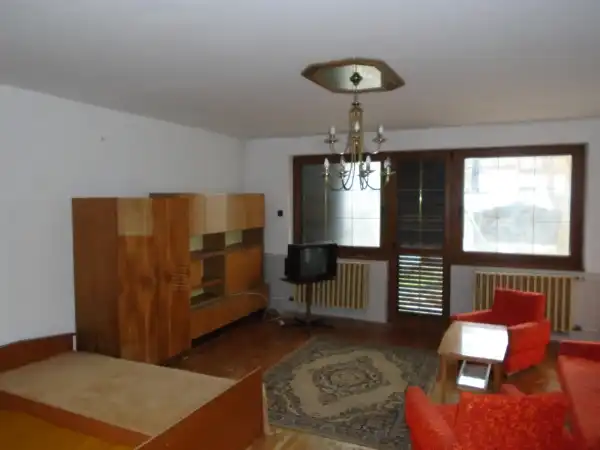 Albérlet, kiadó sorház, Nyíregyháza 4+1 szoba 130 m² 200 E Ft/hó