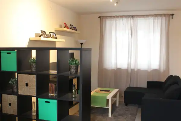 Albérlet, kiadó sorház, Tura 3 szoba 75 m² 190 E Ft/hó