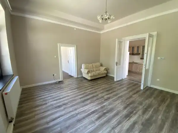 Albérlet, kiadó téglalakás, Békéscsaba 2 szoba 50 m² 140 E Ft/hó