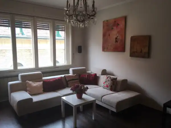 Albérlet, kiadó téglalakás, Budapest, I. kerület 3+1 szoba 100 m² 570 E Ft/hó