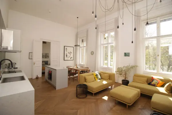Albérlet, kiadó téglalakás, Budapest, I. kerület 4 szoba 117 m² 900 E Ft/hó