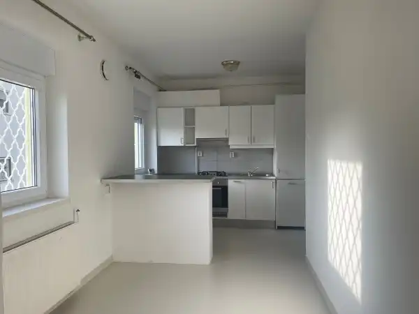 Albérlet, kiadó téglalakás, Budapest, II. kerület 4 szoba 110 m² 524 E Ft/hó