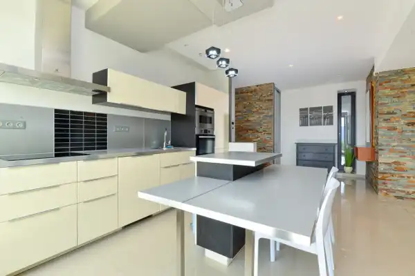 Albérlet, kiadó téglalakás, Budapest, II. kerület 4 szoba 140 m² 950 E Ft/hó