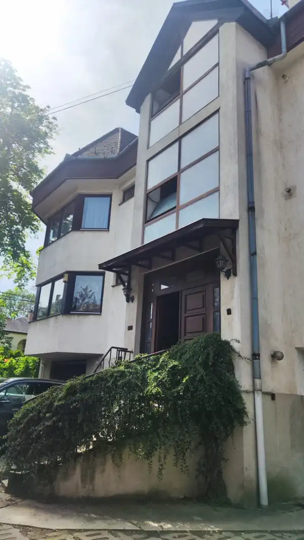 Albérlet, kiadó téglalakás, Budapest, II. kerület 3 szoba 91 m² 648 E Ft/hó