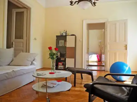 Albérlet, kiadó téglalakás, Budapest, II. kerület 4 szoba 115 m² 495 E Ft/hó
