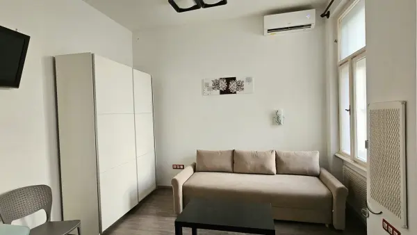 Albérlet, kiadó téglalakás, Budapest, II. kerület 1 szoba 25 m² 200 E Ft/hó