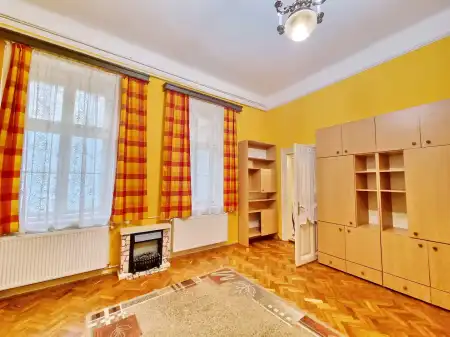 Albérlet, kiadó téglalakás, Budapest, IX. kerület 1+1 szoba 49 m² 220 E Ft/hó