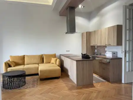 Albérlet, kiadó téglalakás, Budapest, V. kerület