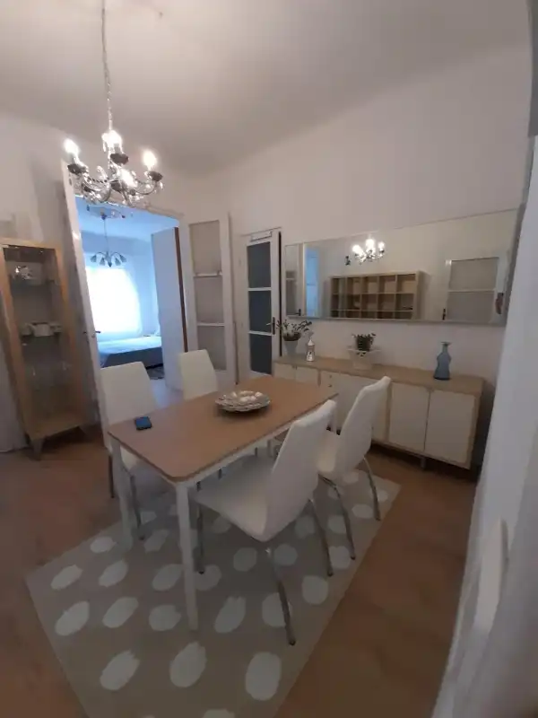 Albérlet, kiadó téglalakás, Budapest, V. kerület 3 szoba 80 m² 384 E Ft/hó