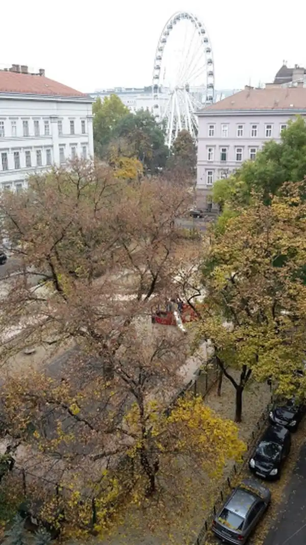 Albérlet, kiadó téglalakás, Budapest, V. kerület 3 szoba 101 m² 564 E Ft/hó