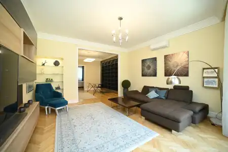 Albérlet, kiadó téglalakás, Budapest, V. kerület 2 szoba 82 m² 476 E Ft/hó