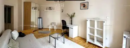Albérlet, kiadó téglalakás, Budapest, VI. kerület 3 szoba 98 m² 373 E Ft/hó