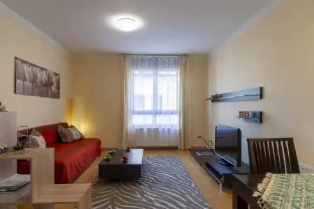 Albérlet, kiadó téglalakás, Budapest, VI. kerület 2 szoba 46 m² 280 E Ft/hó